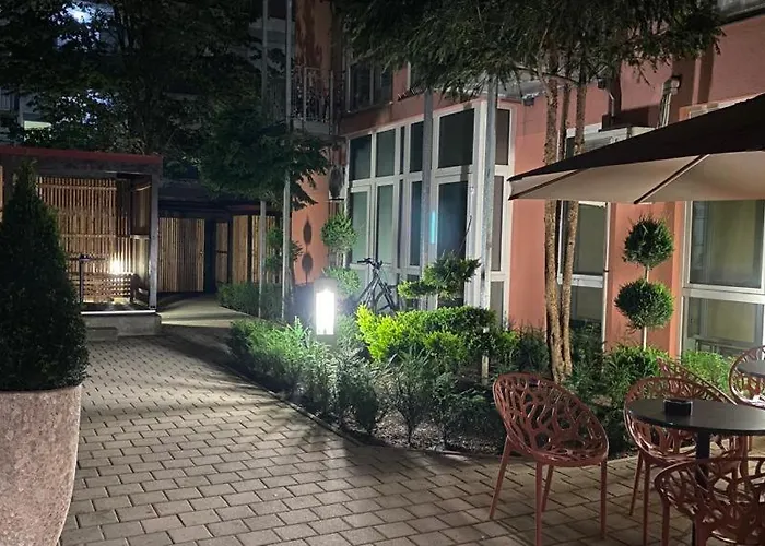 Arabest Aparthotel & Boardinghouse Munich